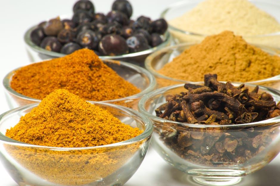 a-complete-guide-to-herbs-spices