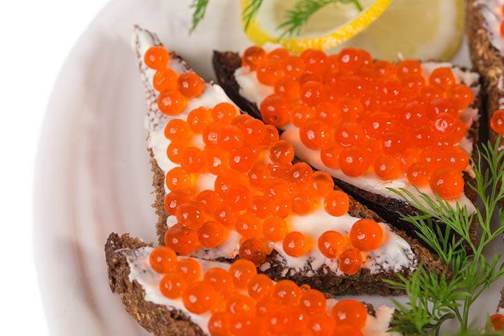what-does-caviar-taste-like