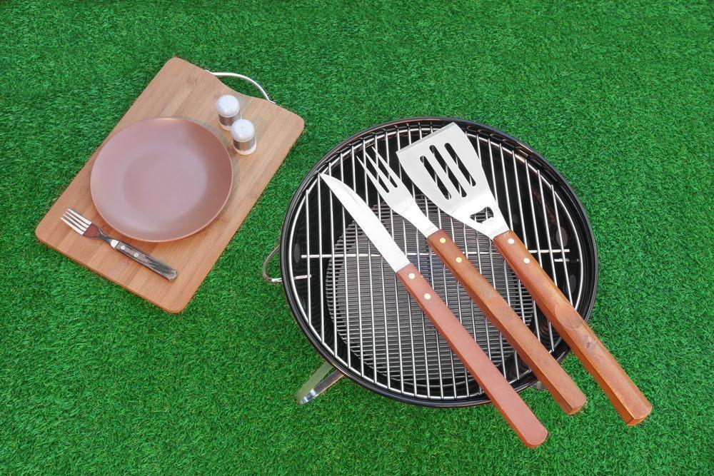 Barbecue Tools For Smoking Chicken